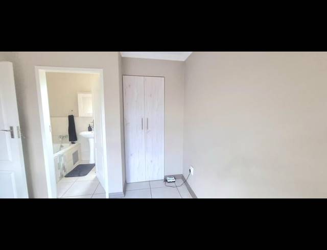 2 BEDROOM APARTMENT FOR SALE IN AMBERFIELD